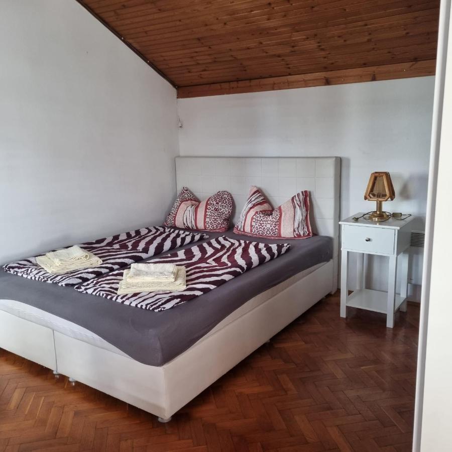Apartmani Katarina Biograd Na Moru Buitenkant foto
